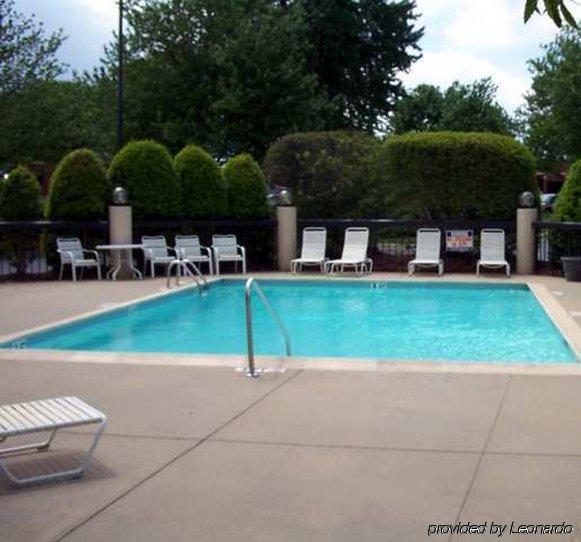 Hampton Inn Charlotte University Place Konforlar fotoğraf