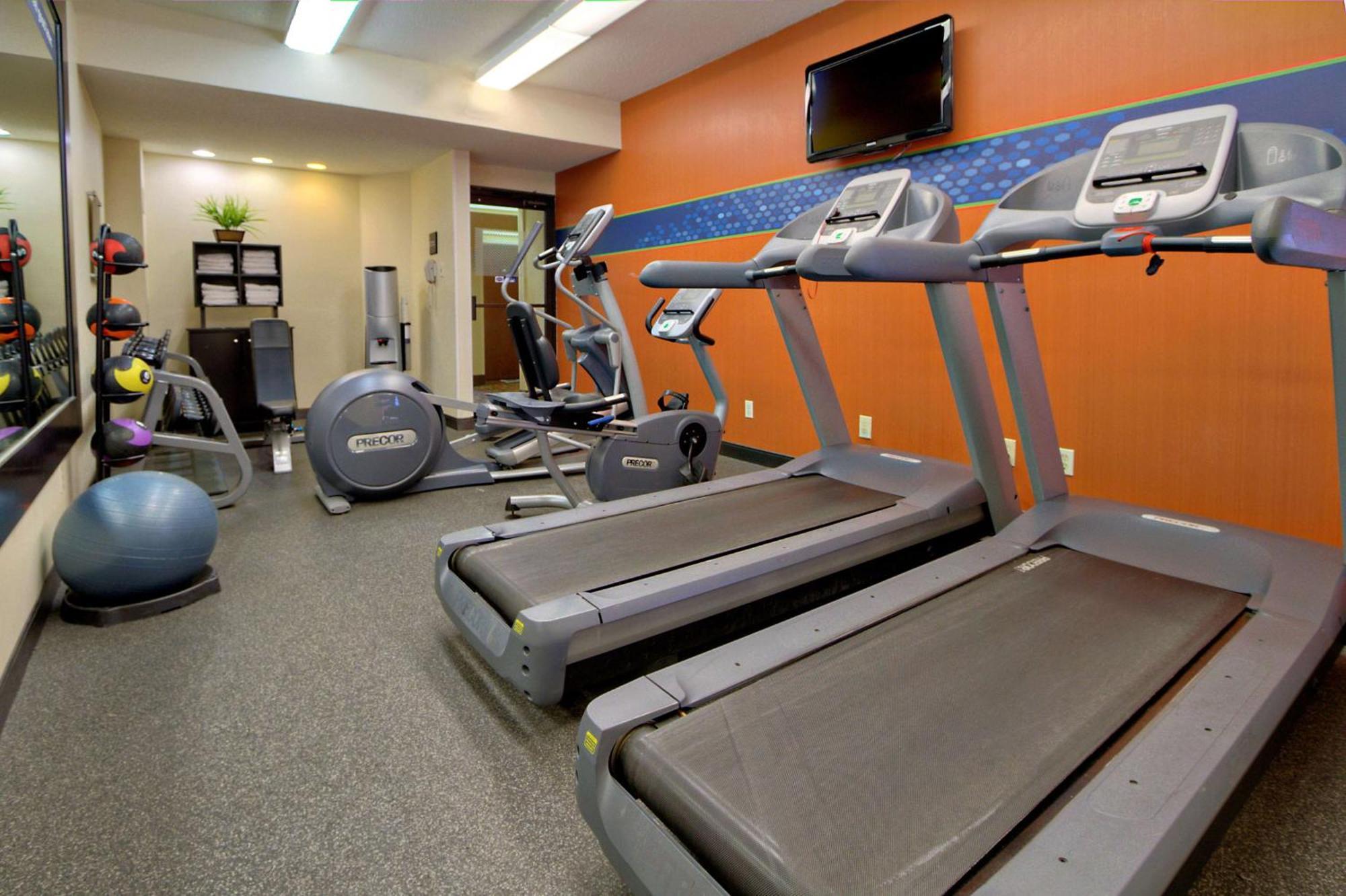 Hampton Inn Charlotte University Place Dış mekan fotoğraf