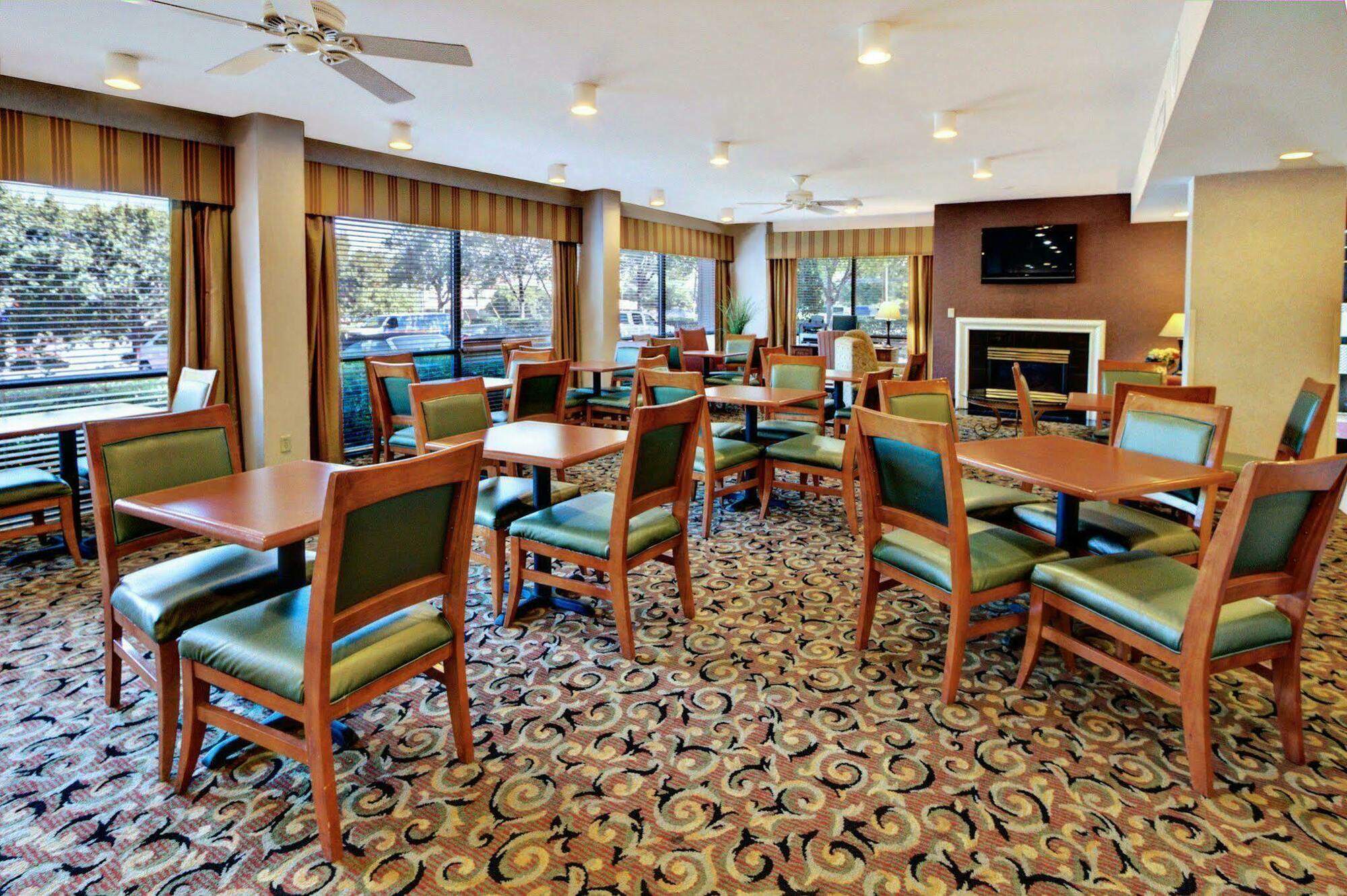 Hampton Inn Charlotte University Place Dış mekan fotoğraf